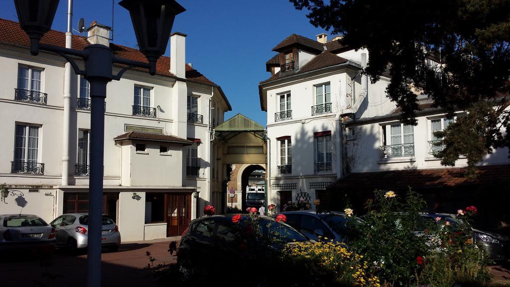 Hotel Du Cheval Rouge Versailles Exterior photo